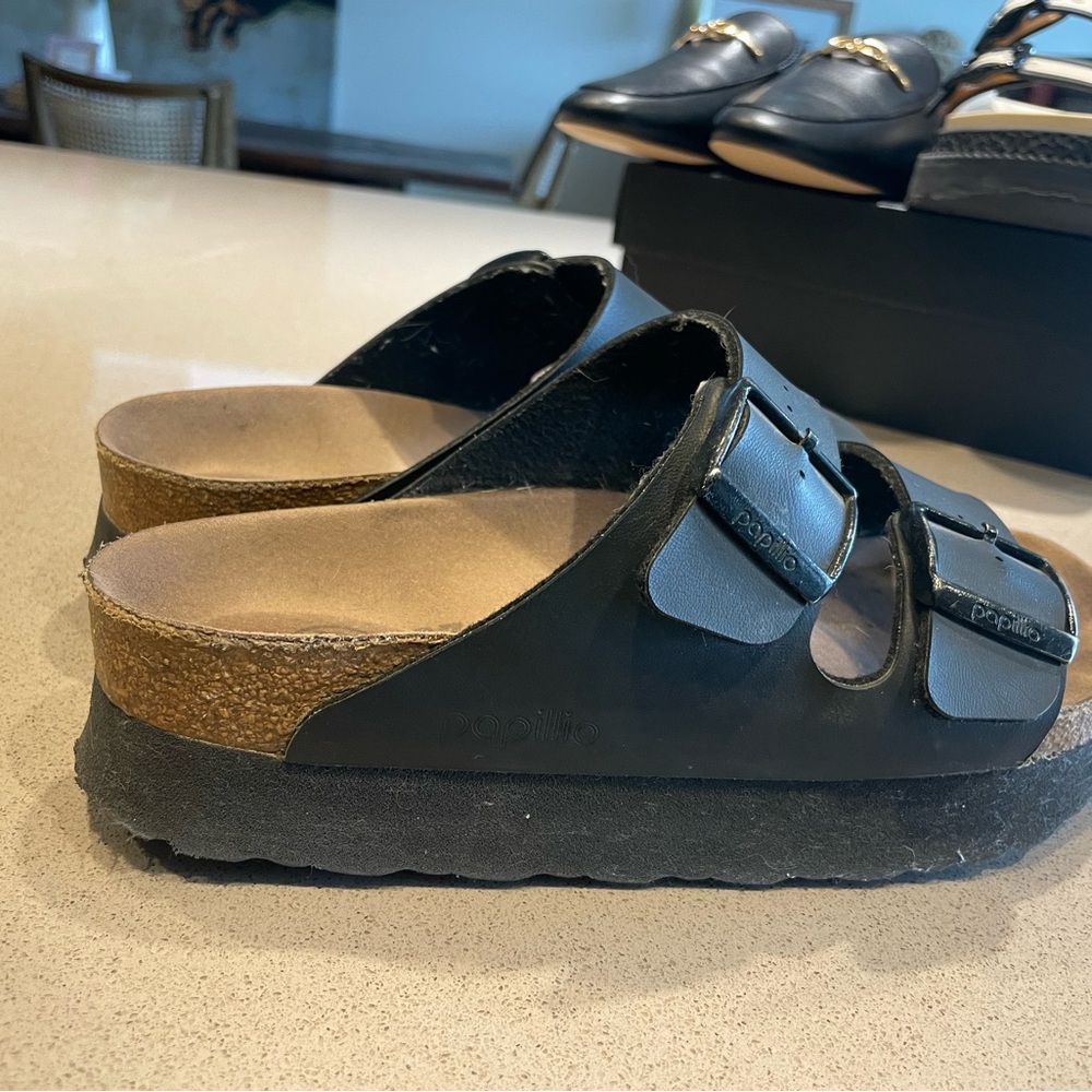 Birkenstock Black and Brown Sandals - Picture 2 of 3